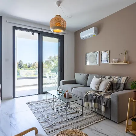 Ivory 1-br In Aradipou