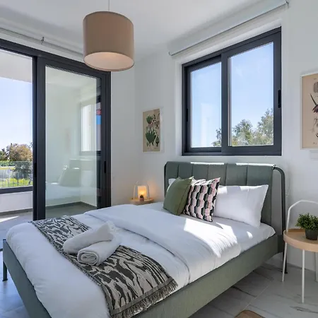 Ivory 1-br In Aradipou *