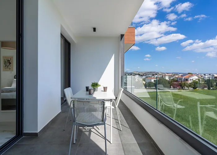 Ivory 1-br In Aradipou